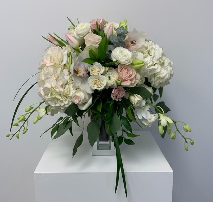 Romantic anniversary flowers